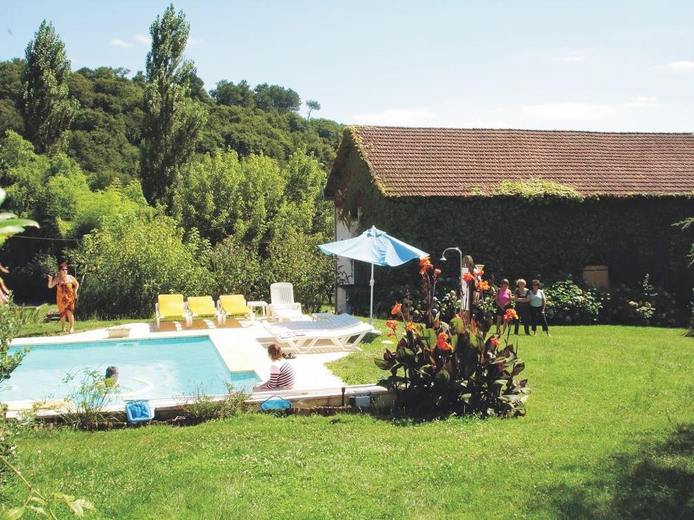 Chambres D'Hotes Domaine De Compostelle Casteide-Candau Ngoại thất bức ảnh