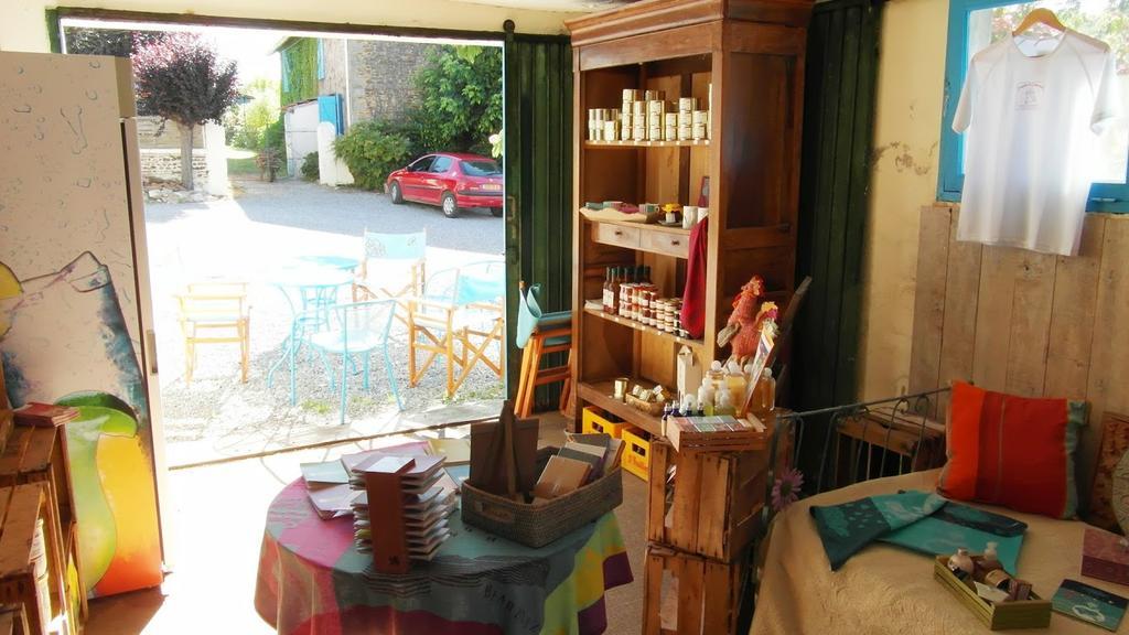 Chambres D'Hotes Domaine De Compostelle Casteide-Candau Ngoại thất bức ảnh