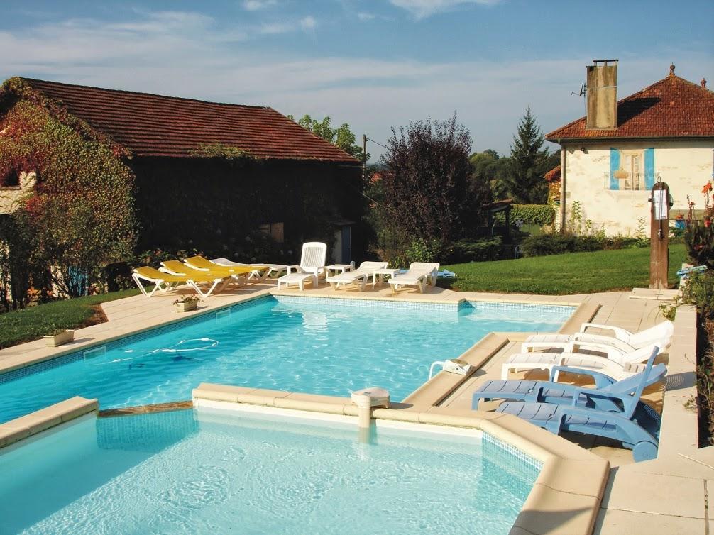 Chambres D'Hotes Domaine De Compostelle Casteide-Candau Ngoại thất bức ảnh