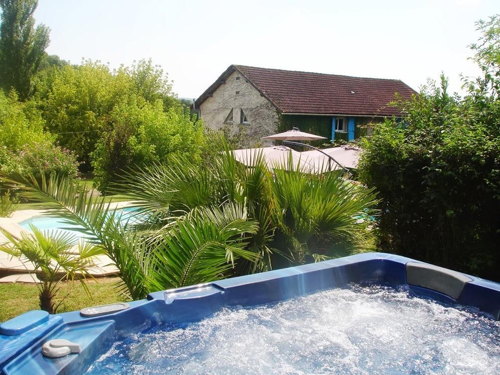 Chambres D'Hotes Domaine De Compostelle Casteide-Candau Ngoại thất bức ảnh