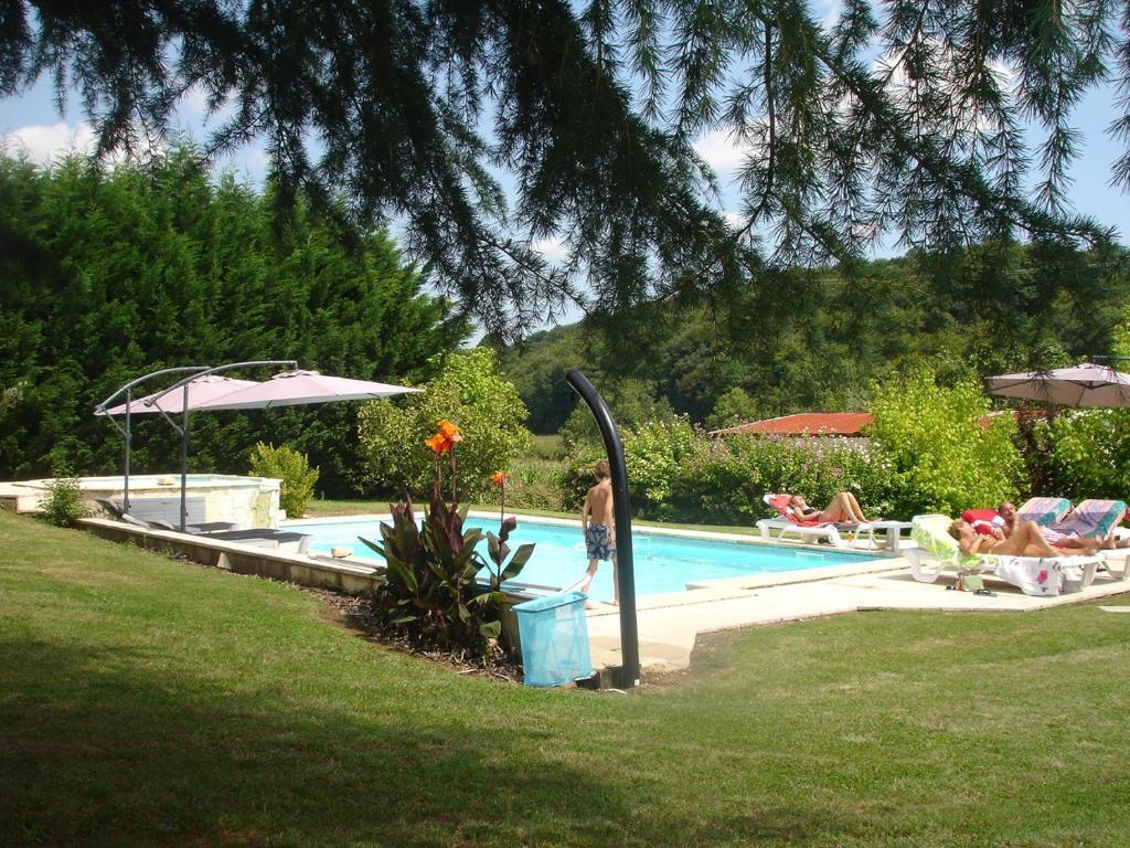 Chambres D'Hotes Domaine De Compostelle Casteide-Candau Ngoại thất bức ảnh