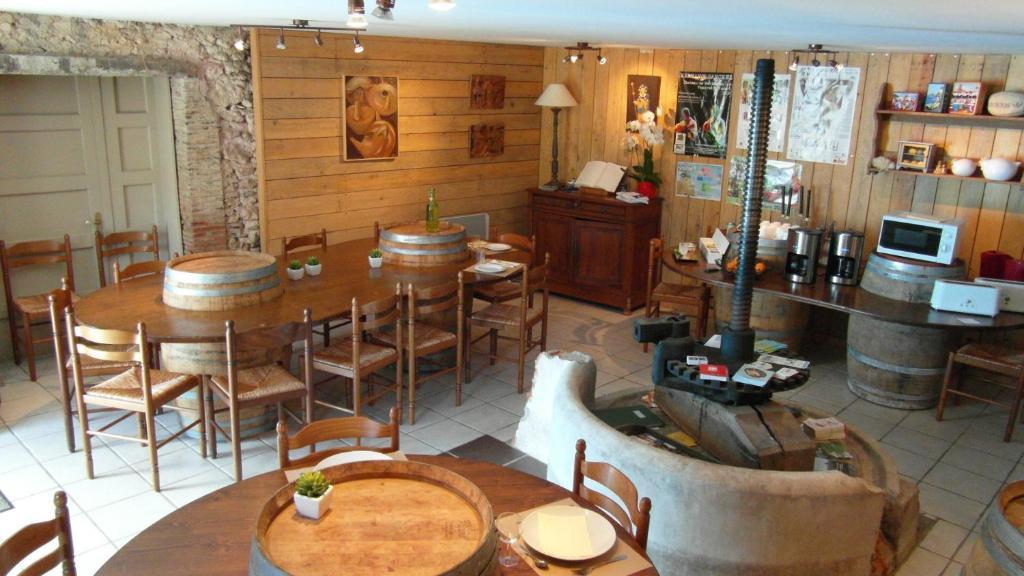 Chambres D'Hotes Domaine De Compostelle Casteide-Candau Ngoại thất bức ảnh