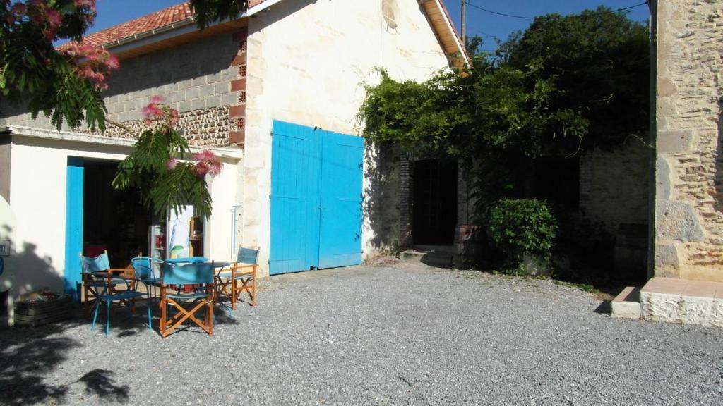 Chambres D'Hotes Domaine De Compostelle Casteide-Candau Ngoại thất bức ảnh