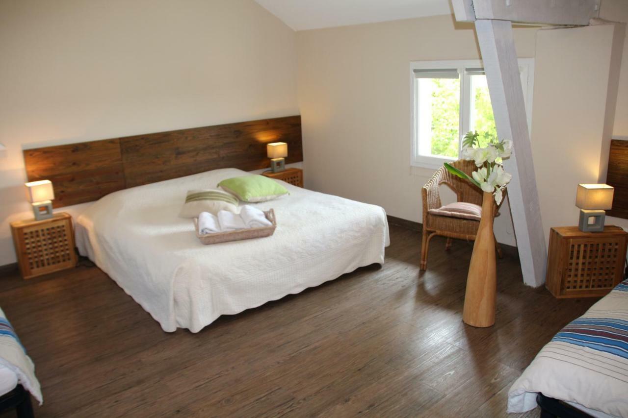 Chambres D'Hotes Domaine De Compostelle Casteide-Candau Ngoại thất bức ảnh