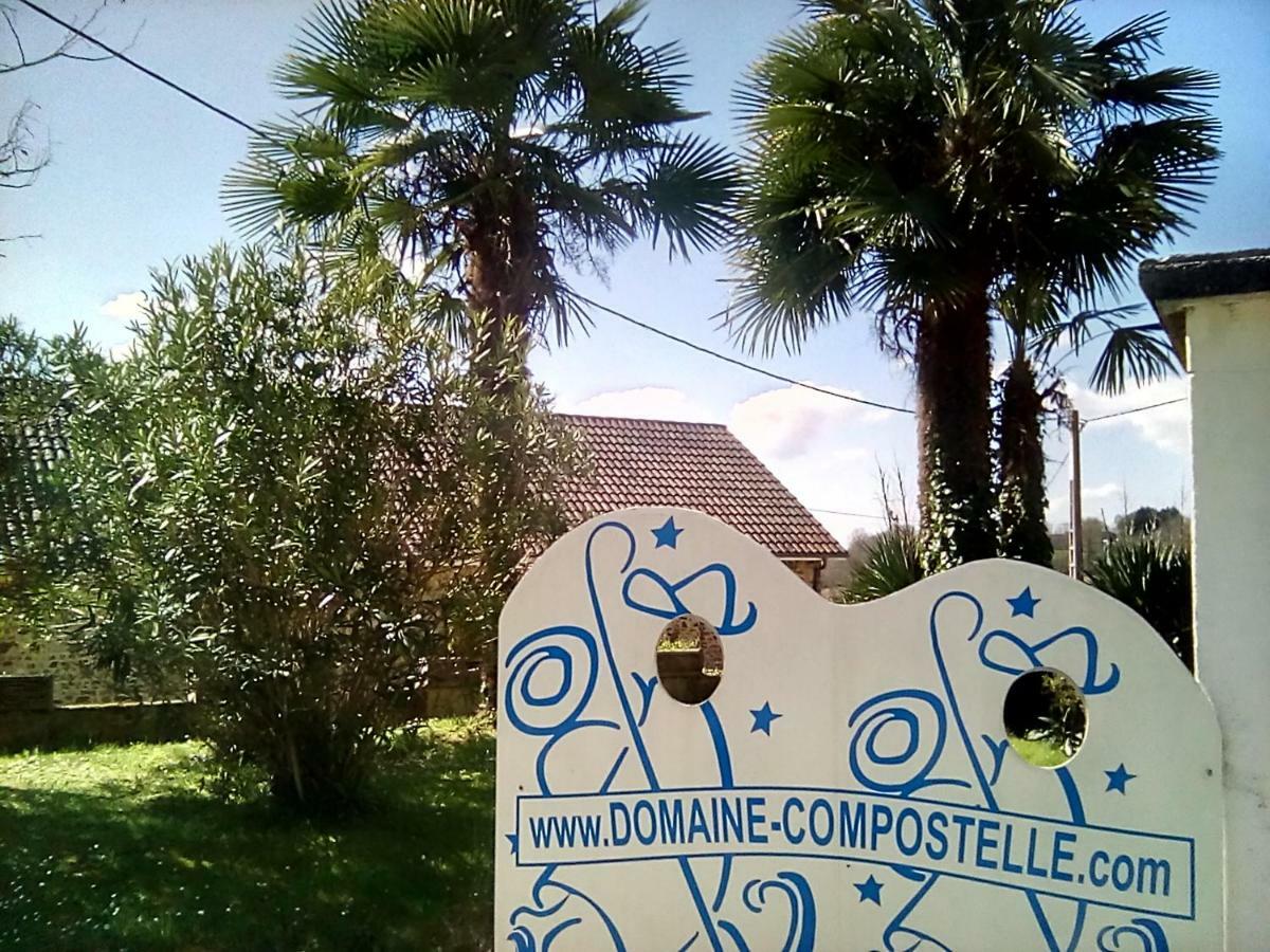 Chambres D'Hotes Domaine De Compostelle Casteide-Candau Ngoại thất bức ảnh